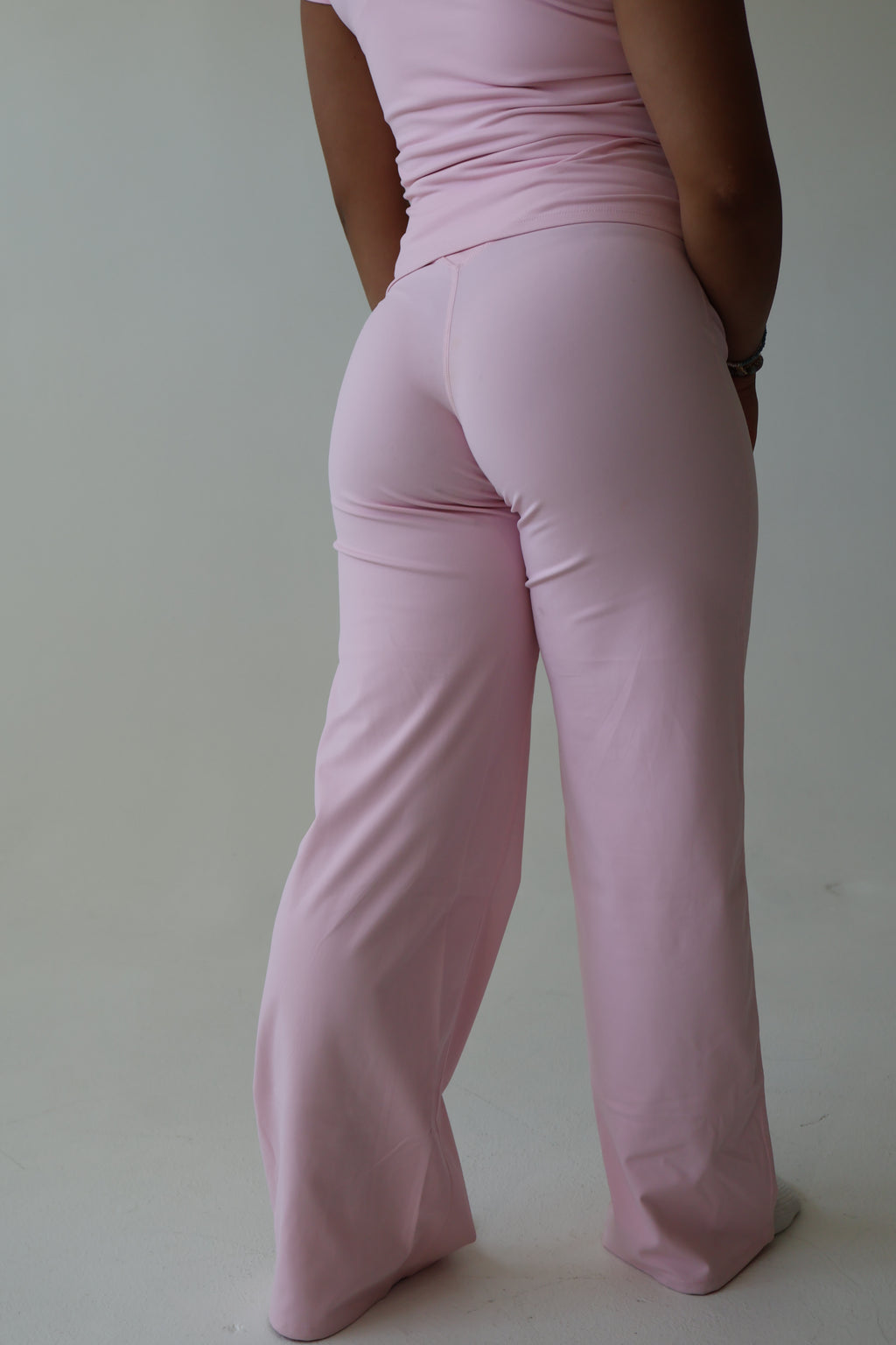 WAVE Motion™ Straight Leg Pants - Ballet Pink