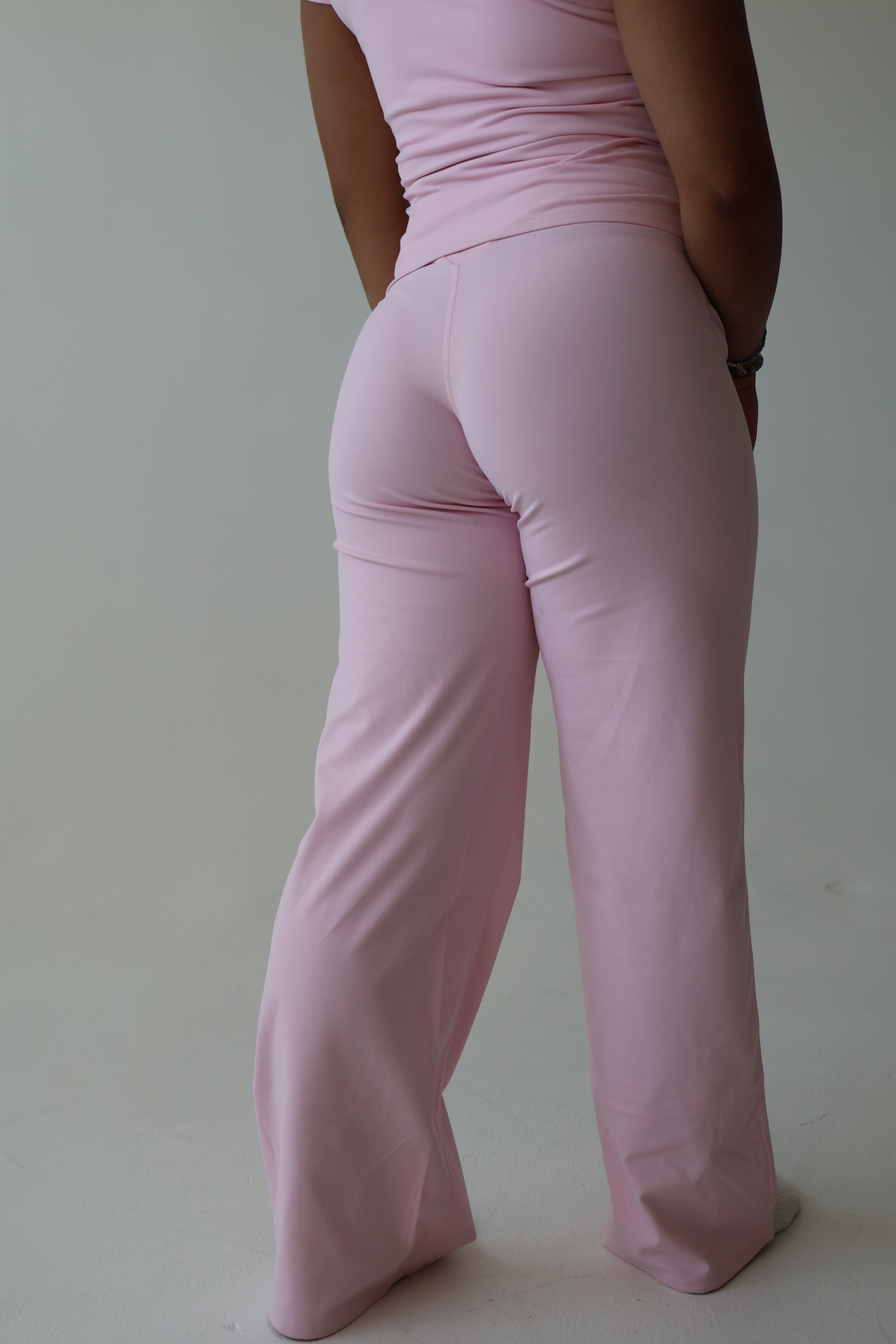 WAVE Motion™ Straight Leg Pants - Ballet Pink