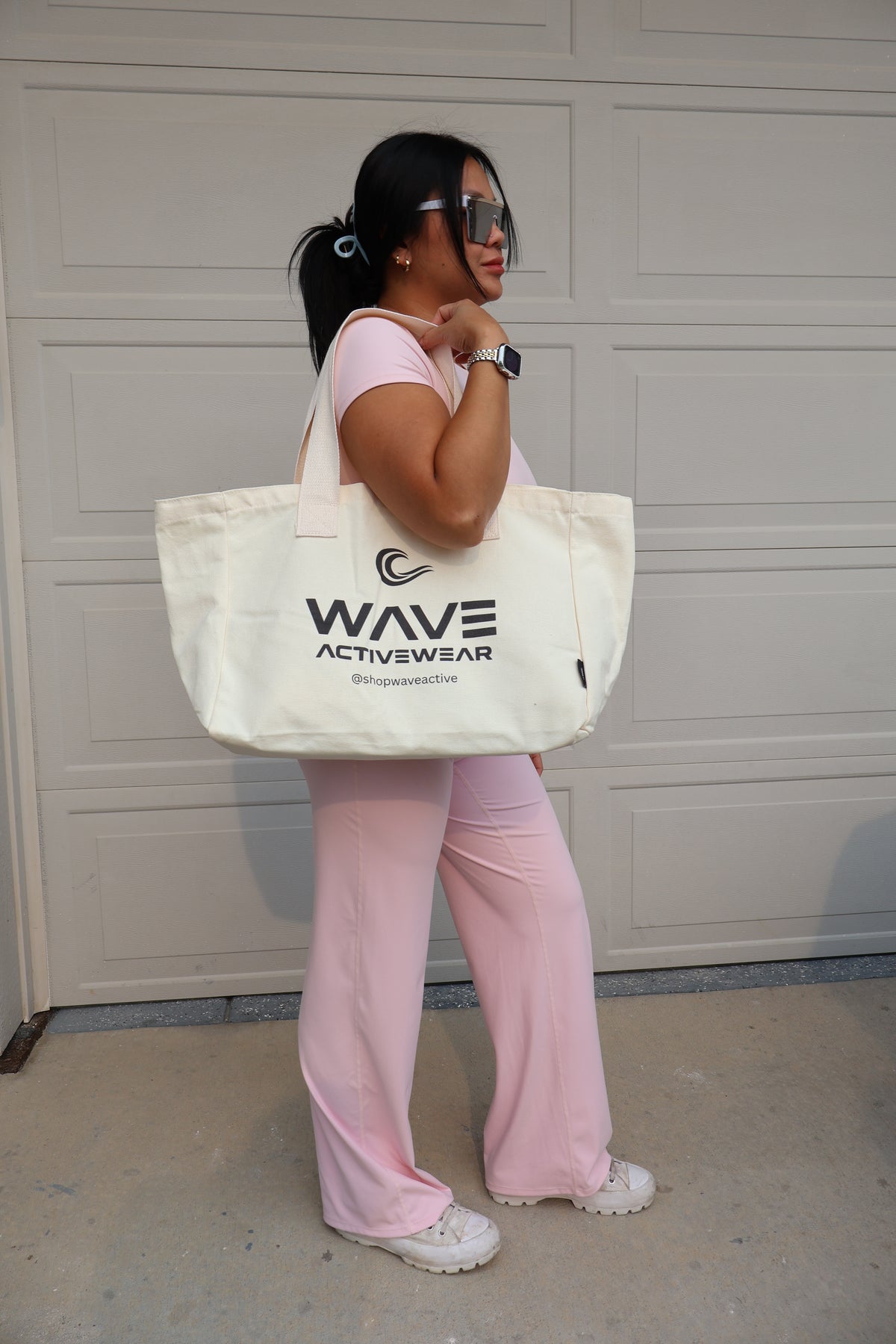 WAVE Oversized Tote Bag